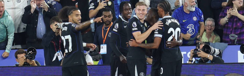 高清：英超切尔西5-1西汉姆 蓝军众将激情庆祝
        
    高清：英超切尔西5-1西汉姆 蓝军众将激情庆祝