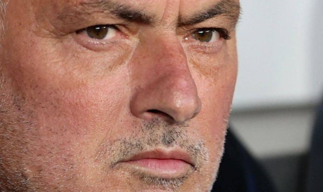 穆里尼奥下课背后的真相：费内巴切为何做出如此果断决定？1500万欧赔偿金的背后故事