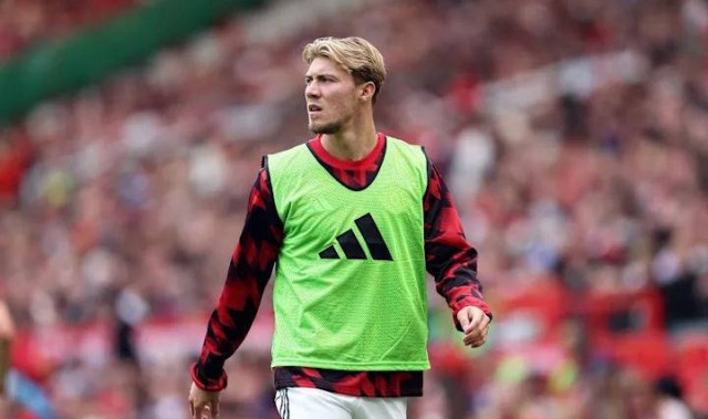 霍伊伦德正式同意离队，前往意大利接受体检