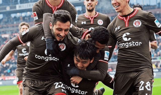 德甲焦点战：斯图加特VS圣保利——攻防对决下的胜负手与比分预测