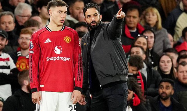 阿莫林点名批评曼联一嫡系！训练必须加把劲，否则明年就买人替代