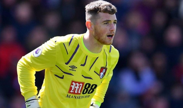 官宣！埃弗顿签下25岁爱尔兰门将，效力伯恩茅斯长达9年