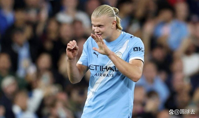 巴塞罗那客场力克纽卡斯尔，曼城欧冠轻取那不勒斯