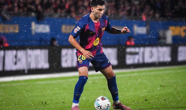 巴萨备战塞维利亚：榜首之争与信心重建的双重挑战