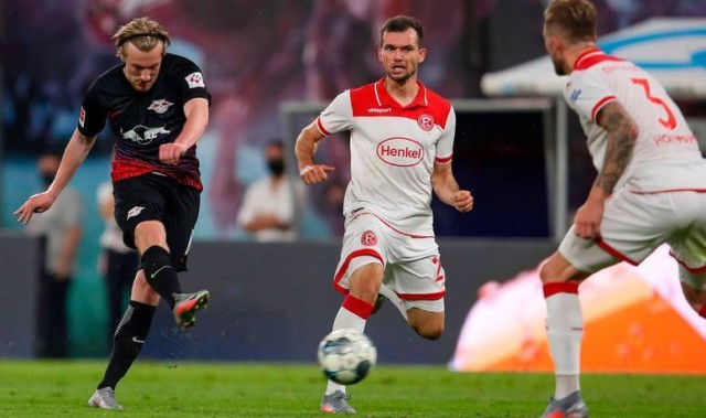 德甲焦点战前瞻：汉堡 VS 海登海姆，谁能率先破局？