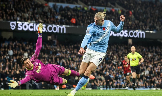 高清：英超曼城2-0伯恩茅斯升第二 哈兰德霸气双响