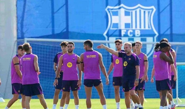 弗里克指责巴萨更衣室自私行为，诺坎普应如何应对