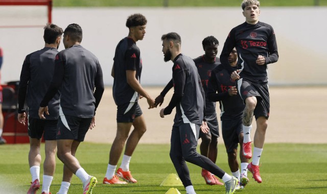 曼联旧将马赛再聚首！格林伍德、戈麦斯法甲刮起青春风暴？