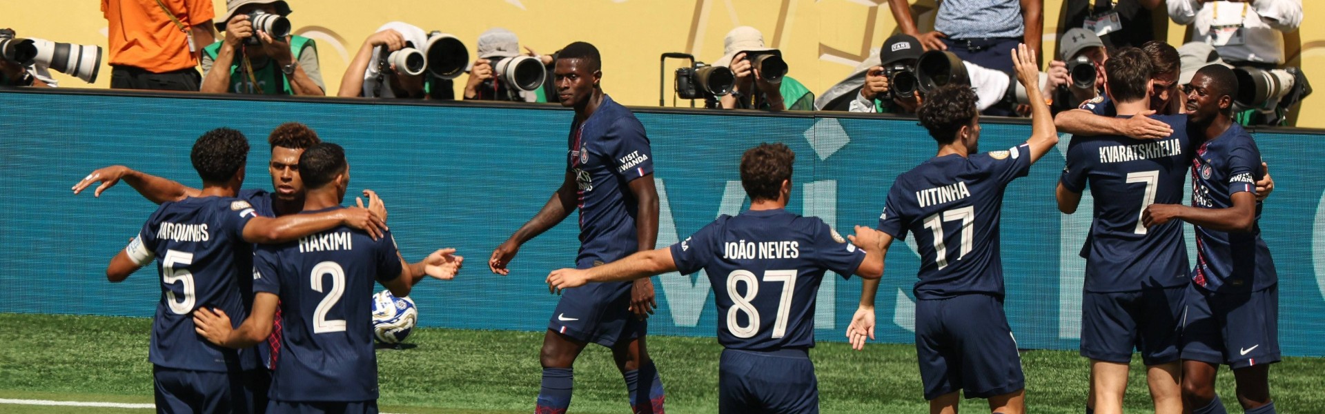 5场比赛16-0，巴黎有多强？1个月横扫4大强敌，冲击7冠王+大满贯