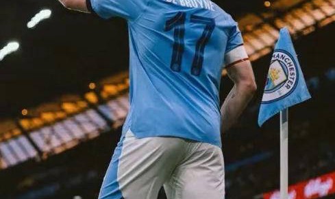 德布劳内宣布加盟那不勒斯，签下3年长约挑战意甲巅峰