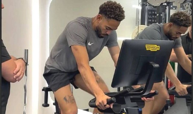 库尼亚出战曼联德比机会大增，已可骑单车！红魔曼城人员此消彼长