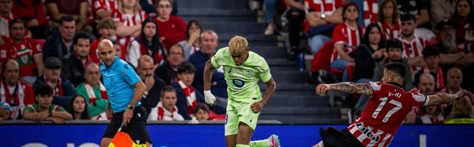 含泪再见！感人16载功勋，西甲收官战：巴萨创巅峰，莱万破纪录！