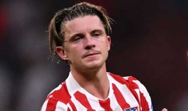 曼联2大引援皆遇挫！小贝林厄姆拒投，6000万求购鸡肋中场恐打水漂？