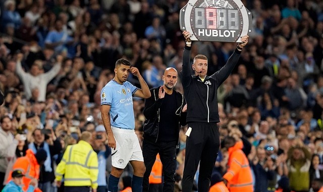 罗德里：我就看看不说话！皇马曼城互掐？