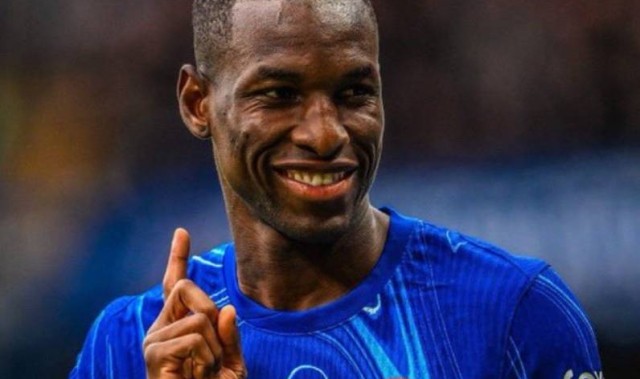 曼联锁定切尔西24球射手，蓝军要价1亿欧，杰克逊能救红魔吗