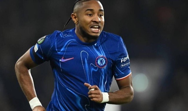 德甲神锋英超水土不服！切尔西甩卖遭哄抢，尤文拜仁出手