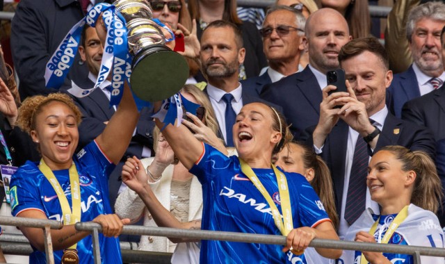 铁锤帮“祸从口出”！英超赛场再现恐同阴霾，西汉姆联遭重罚敲响警钟！