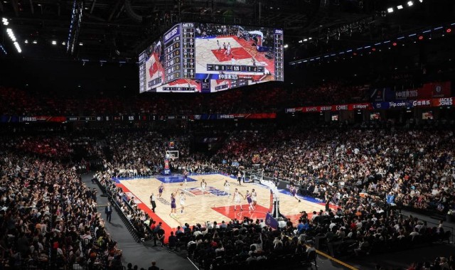 留NBA不乐观!季前赛首秀没球权 曾凡博游离在篮网体系外