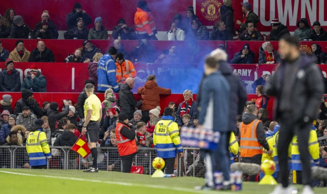 曼联年轻中后卫艾登-海文：潜力无限的后防新星