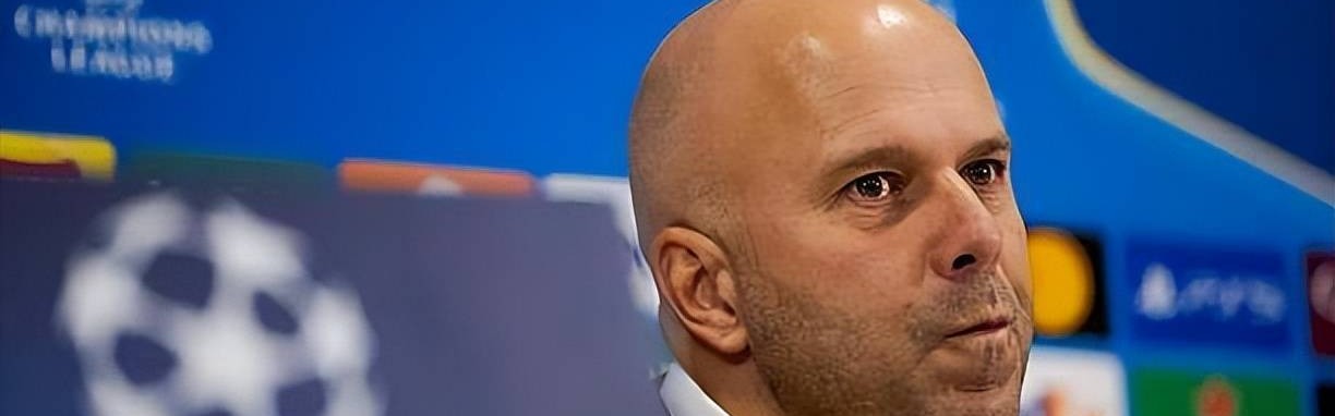 11场2球萨拉赫成“失败根源”：斯洛特还有“壮士断腕”的机会么