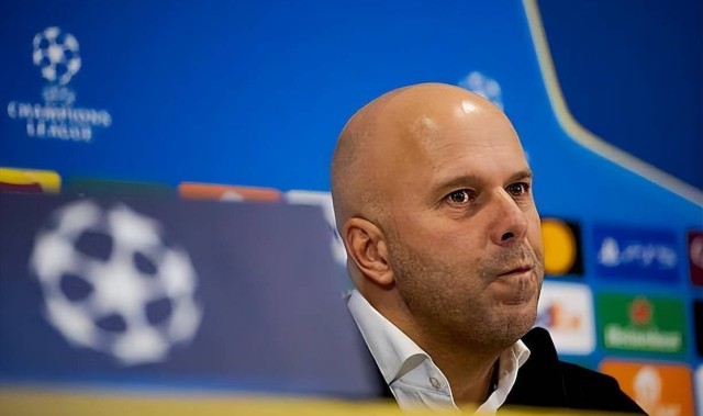 11场2球萨拉赫成“失败根源”：斯洛特还有“壮士断腕”的机会么