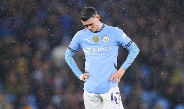 曼城崛起势如破竹，利物浦感到恐慌，斯洛特自乱阵脚