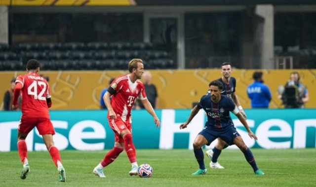 惨上加惨！德甲班霸输球+绝对核心骨折重伤，大巴黎9打11复仇死敌