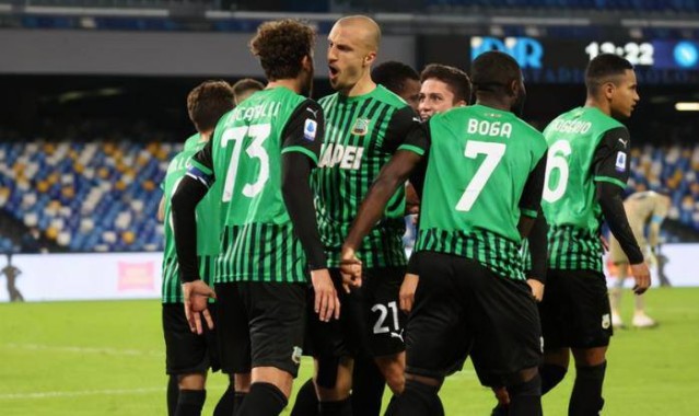 意甲焦点战：萨索洛VS那不勒斯，全方位赛前分析及比分预测