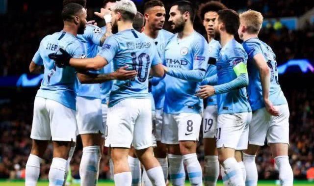 欧冠焦点大战：曼城vs那不勒斯，蓝月亮力争开门红，首发出炉