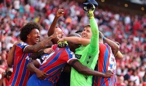 5-4！水晶宫首夺社区盾冠军！利物浦花3亿竟爆冷输球，亨德森戴帽