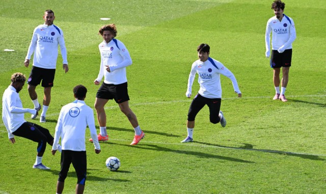 李刚仁：亚洲足球的璀璨新星，他的成功背后是怎样的故事？